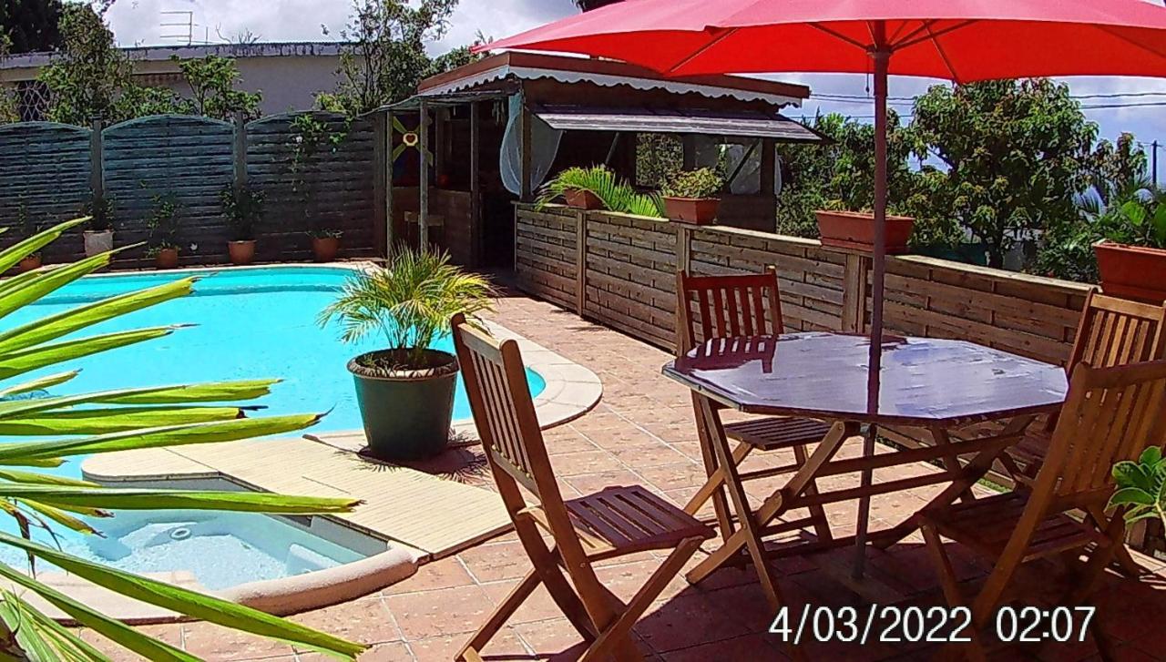 Agreable Chambre D'Hotes, Sdb, Piscine, Carbet Cuisine. Сейнт Клод Екстериор снимка