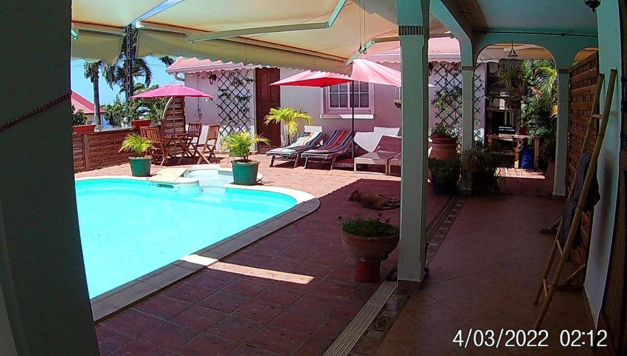 Agreable Chambre D'Hotes, Sdb, Piscine, Carbet Cuisine. Сейнт Клод Екстериор снимка